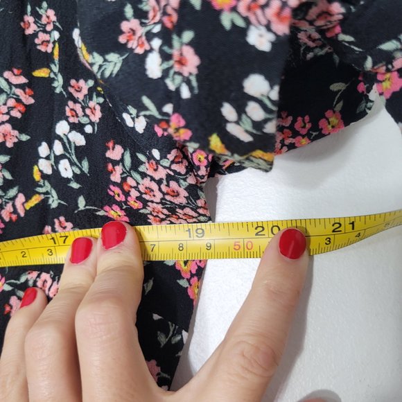 Loft Women's Black Floral Short Sleeve Side tie Wrap-Front V-Neck Romper Dress 0 - Picture 8 of 11